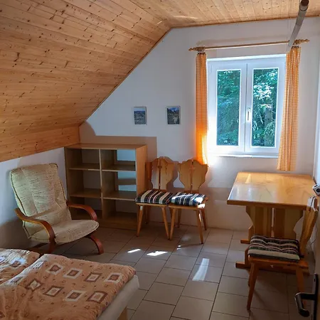 Ferienhaus Na Cernem Potoce *